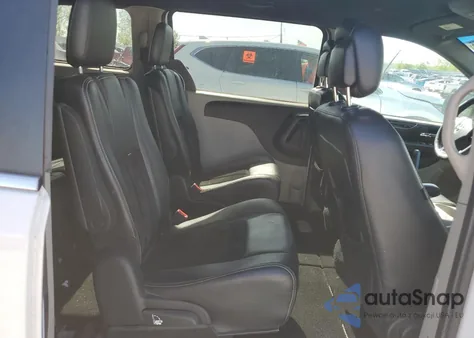 2017 Dodge Grand Caravan Sxt z USA, uszkodzony, nr VIN 2C4RDGCG7HR749876